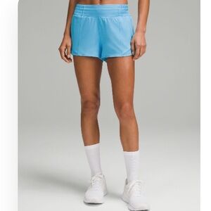Lululemon Hotty Hot HR 2.5” sz 6 NWT